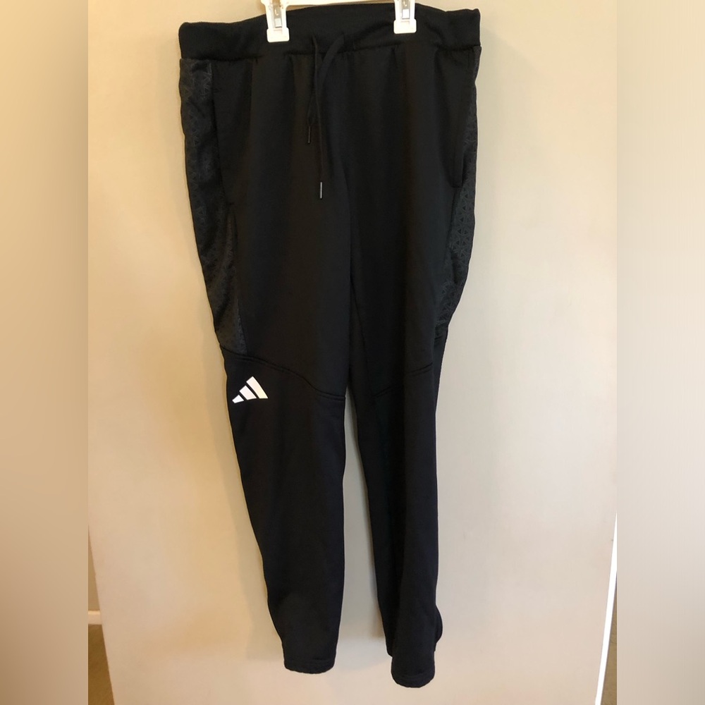 Adidas Women’s Aeroready Jogger Pants - Size Medium - Black w/ patterned stripe
